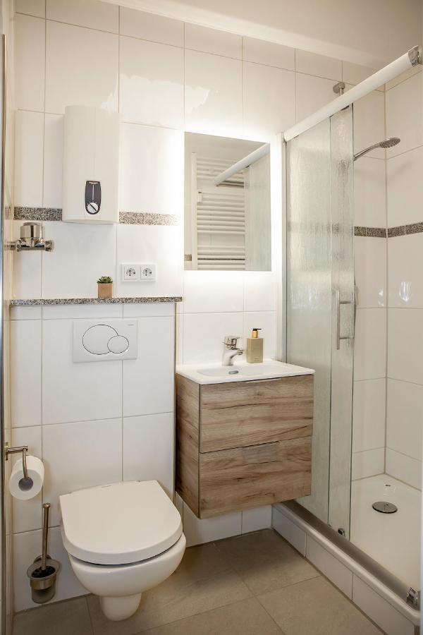 CENTER quiet ART STUDIO fresh refurbished Apartamento Düsseldorf Exterior foto